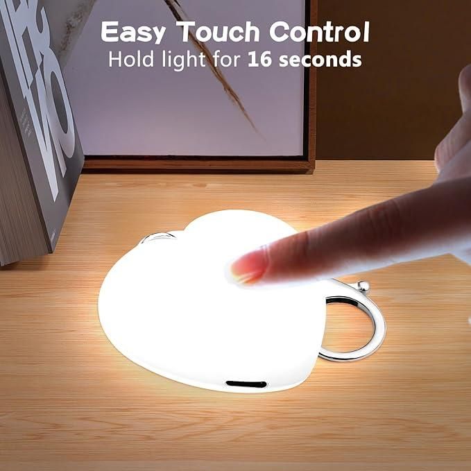 Heart-Shaped Automatic LED Purse Light Keychain